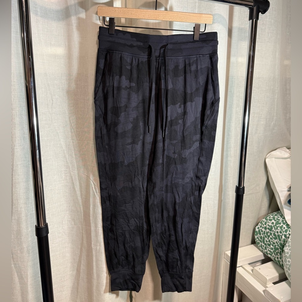 Lululemon Ready to Rulu Joggers